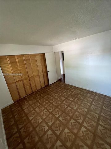3677 Florida Avenue 3677, Miami, FL 33133