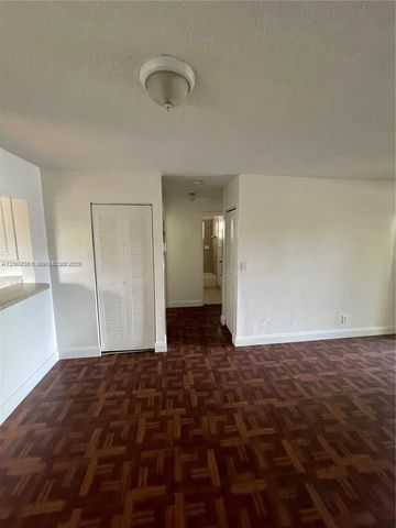 3677 Florida Avenue 3677, Miami, FL 33133