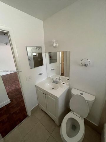 3677 Florida Avenue 3677, Miami, FL 33133