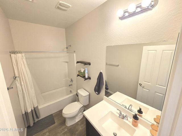 9908 E IGNITION Drive, Mesa, AZ 85212