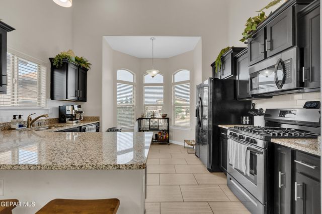 6428 SARA BETH Place, El Paso, TX 79932