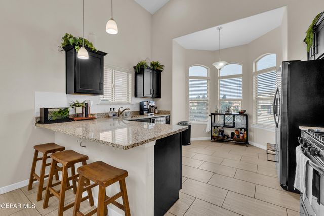 6428 SARA BETH Place, El Paso, TX 79932