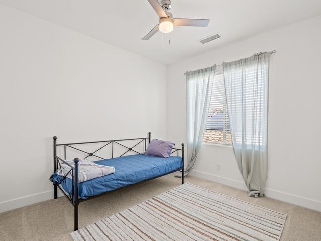 4486 Crown Bluffs Drive, Madera, CA 93636