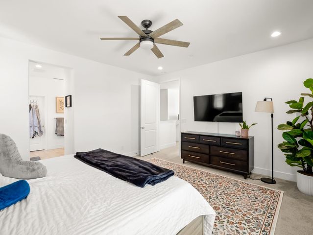 4486 Crown Bluffs Drive, Madera, CA 93636