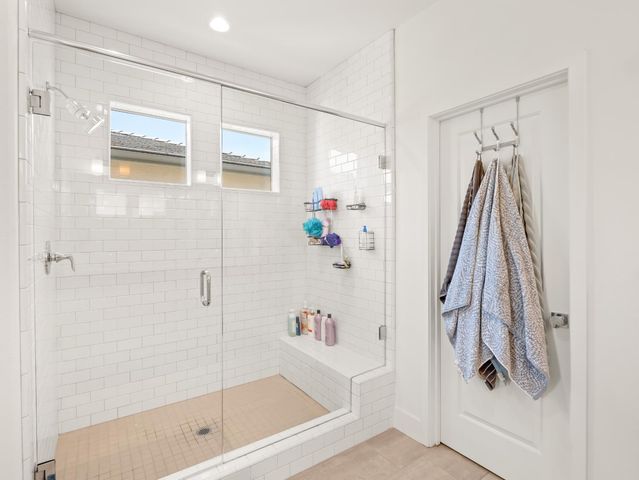 4486 Crown Bluffs Drive, Madera, CA 93636