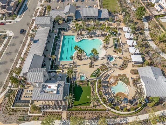 4486 Crown Bluffs Drive, Madera, CA 93636