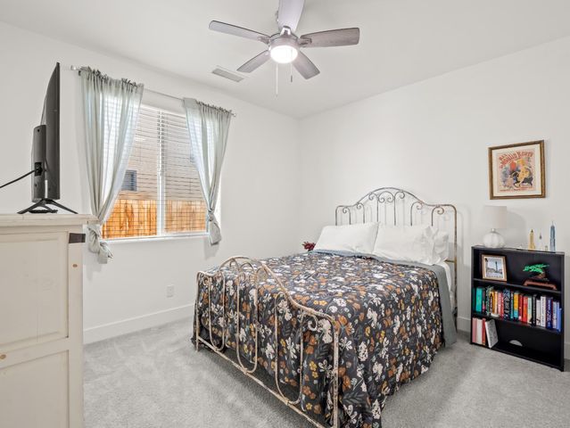 4486 Crown Bluffs Drive, Madera, CA 93636