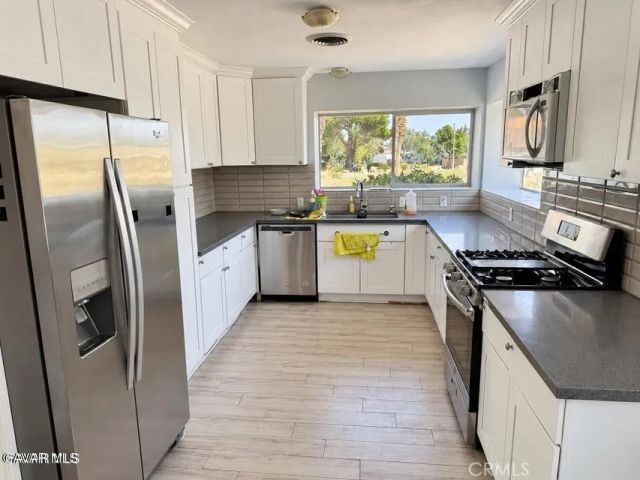 1902 W Avenue L, Lancaster, CA 93534