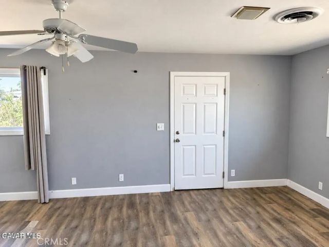 1902 W Avenue L, Lancaster, CA 93534