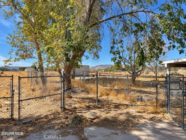 1902 W Avenue L, Lancaster, CA 93534