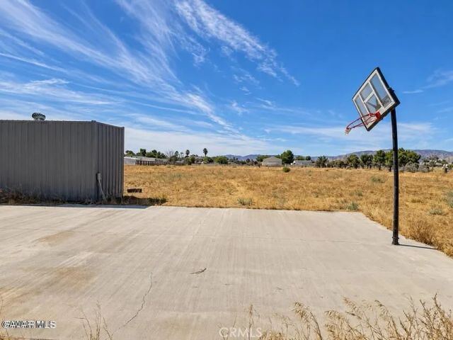 1902 W Avenue L, Lancaster, CA 93534