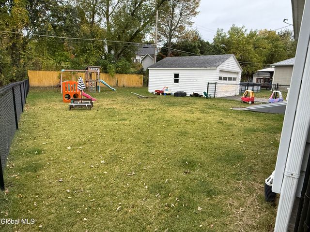 9 Lea Avenue, Waterford, NY 12188