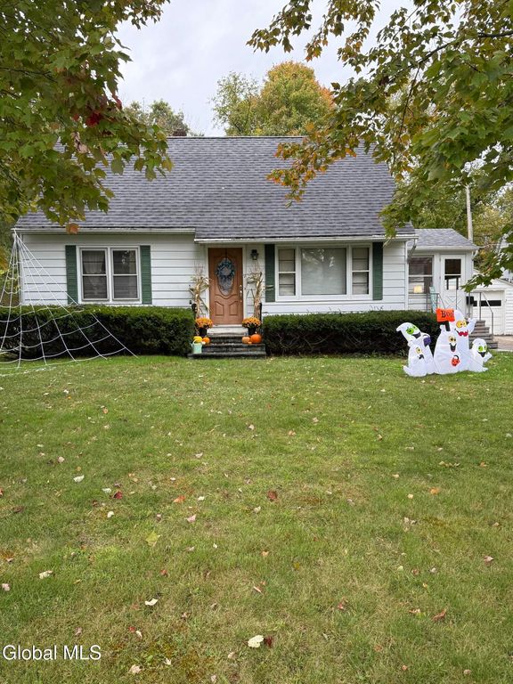 9 Lea Avenue, Waterford, NY 12188