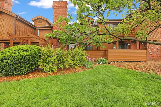 224 Hemingway Lane C, Weldon Spring, MO 63304
