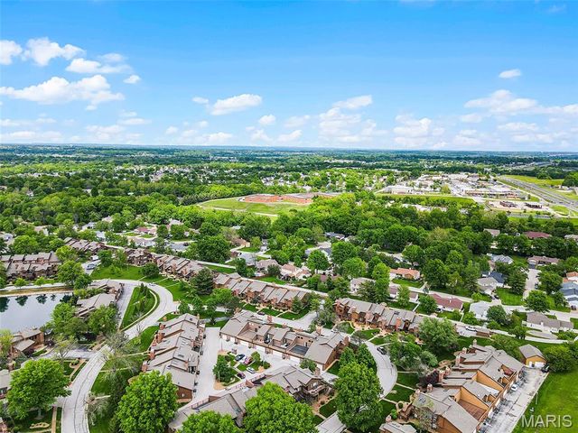 224 Hemingway Lane C, Weldon Spring, MO 63304