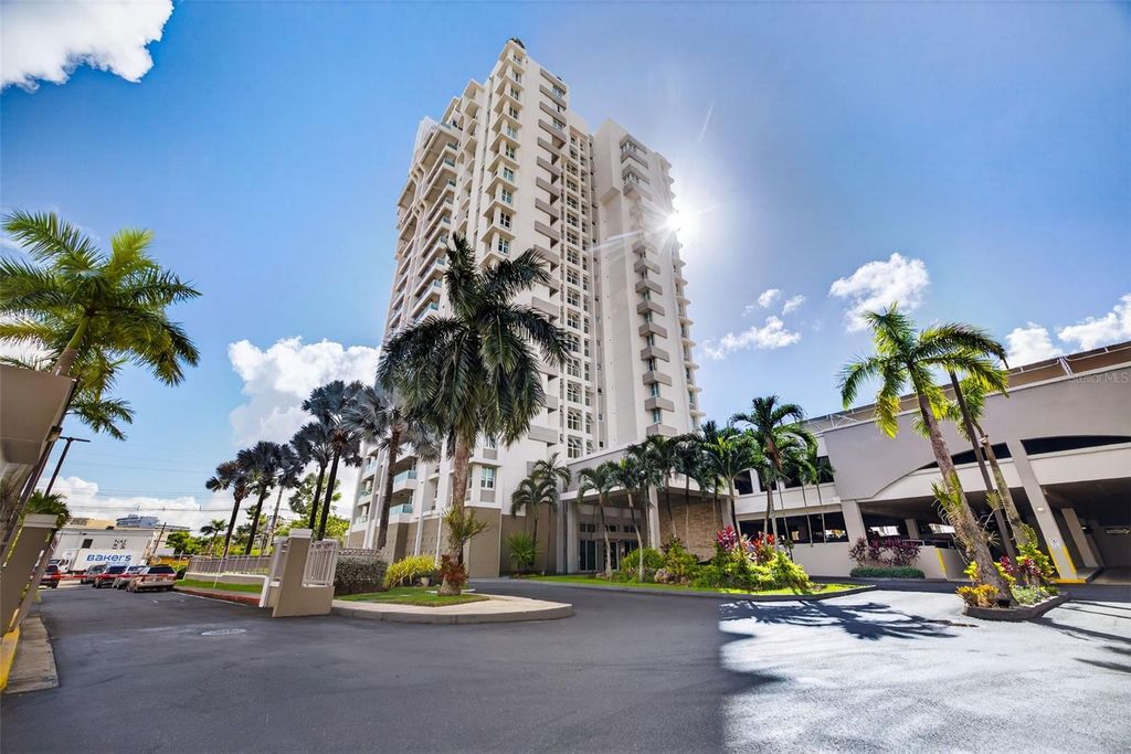 596 AVE. TTE CESAR LUIS GONZALEZ 411, San Juan, PR 00918