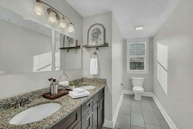 1412 22nd Ave, N, Nashville, TN 37208