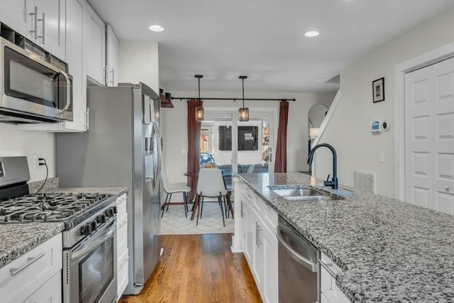 1412 22nd Ave, N, Nashville, TN 37208