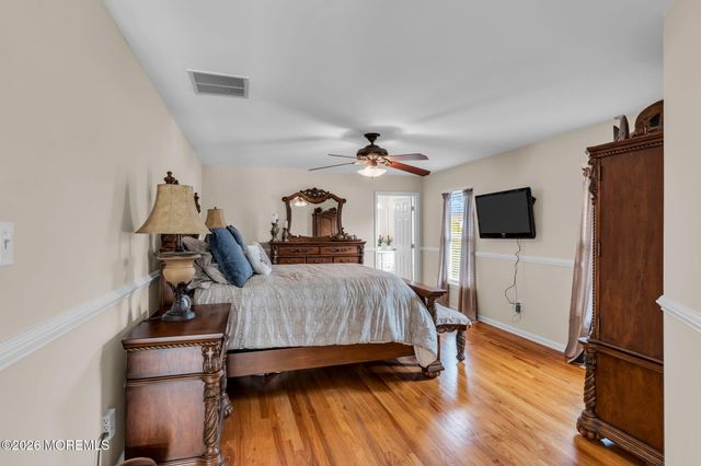 29 Tupelo Road, Bayville, NJ 08721