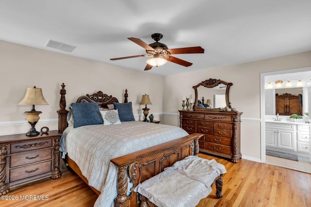 29 Tupelo Road, Bayville, NJ 08721