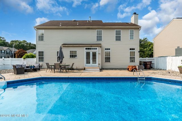 29 Tupelo Road, Bayville, NJ 08721