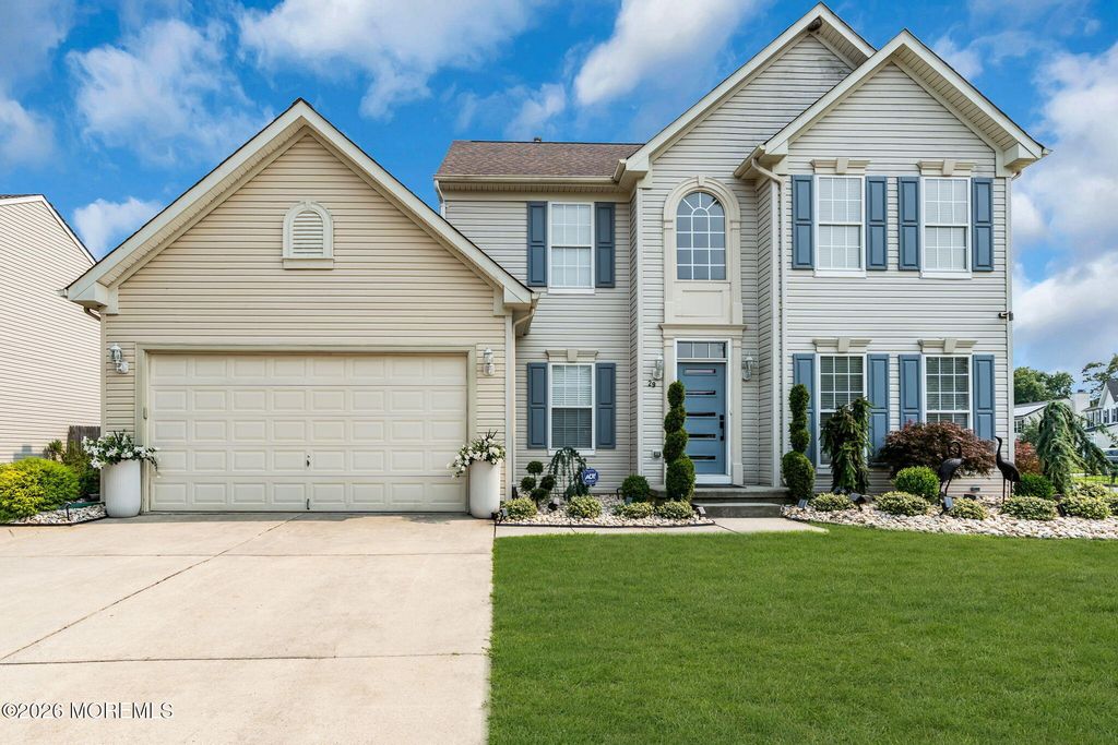 29 Tupelo Road, Bayville, NJ 08721