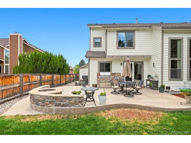 2085 Chelsea Ct, Highlands Ranch, CO 80126