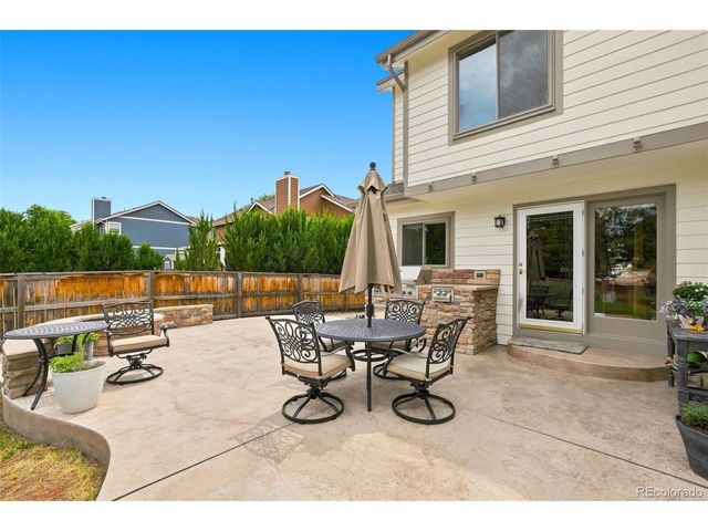 2085 Chelsea Ct, Highlands Ranch, CO 80126