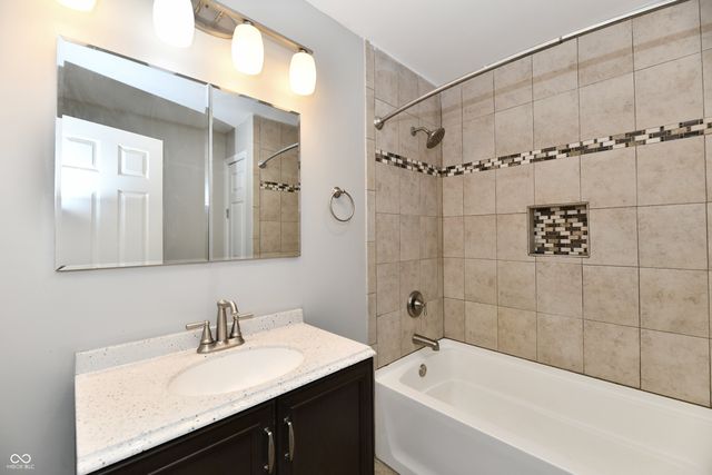 3120 N County Road 800 E, Brownsburg, IN 46112