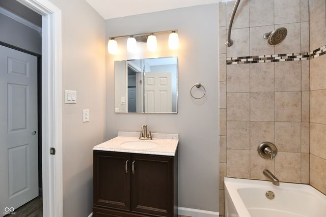 3120 N County Road 800 E, Brownsburg, IN 46112