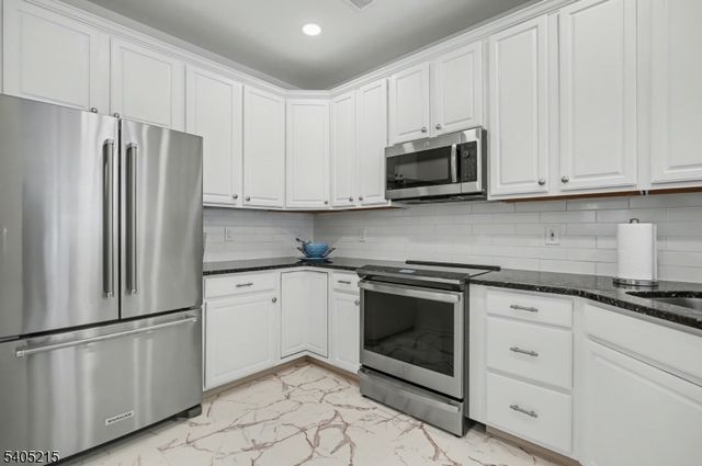 22 Oak Knoll Lane Condo, Bedminster Twp., NJ 07921