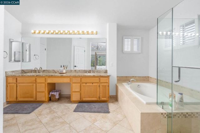 2373 2373 Alsace Ct, Livermore, CA 94550