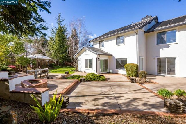 2373 2373 Alsace Ct, Livermore, CA 94550