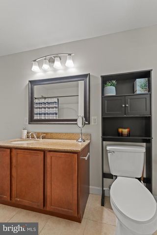 7211 BELTZ DR, District Heights, MD 20747
