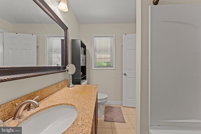7211 BELTZ DR, District Heights, MD 20747