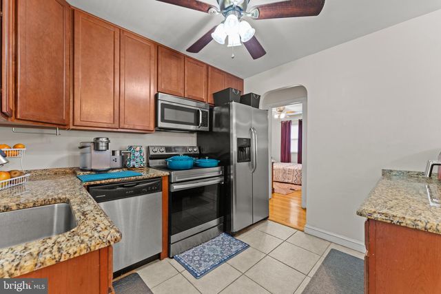 7211 BELTZ DR, District Heights, MD 20747