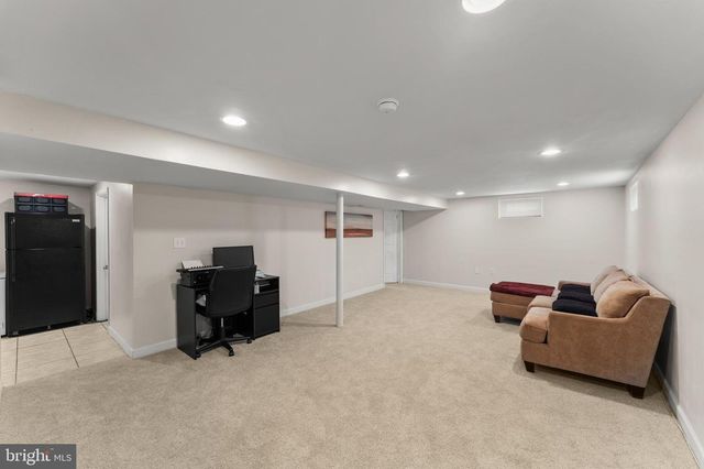 7211 BELTZ DR, District Heights, MD 20747