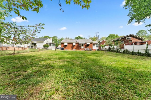 7211 BELTZ DR, District Heights, MD 20747