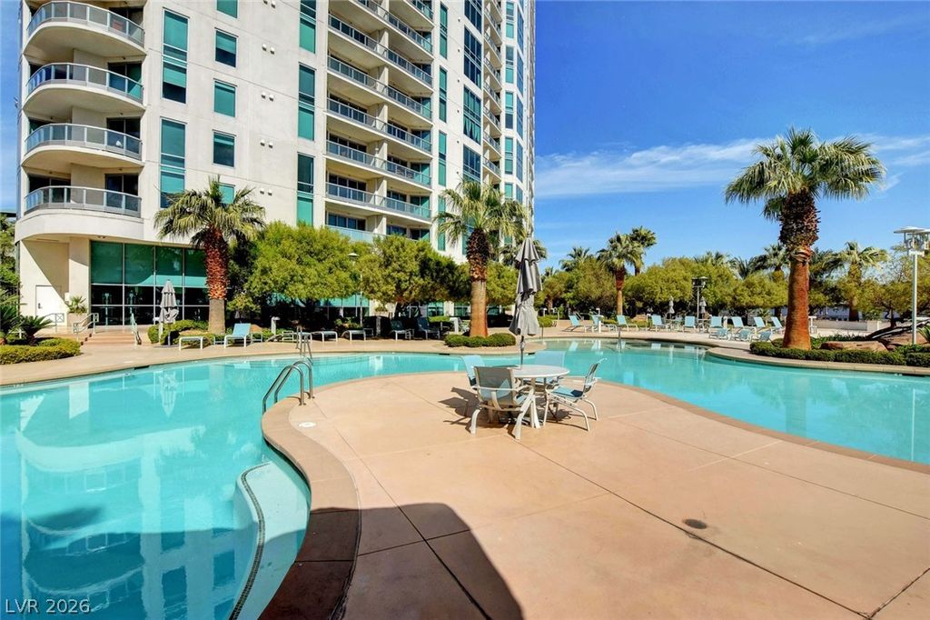 Image 27 of property listing at 322 Karen Avenue 601, Las Vegas, NV 89109