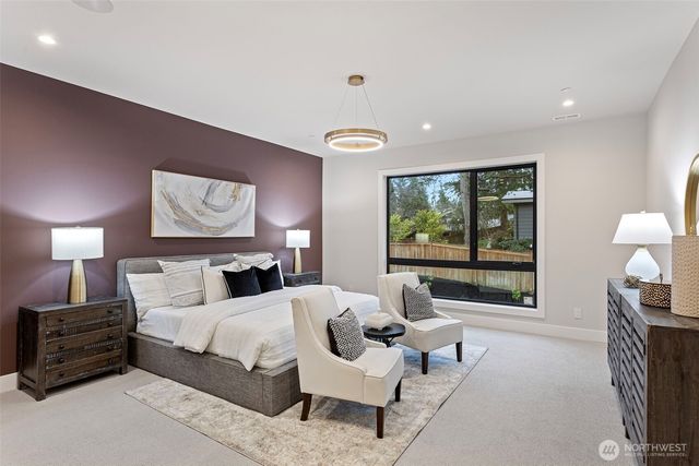 14 158th Place NE, Bellevue, WA 98008