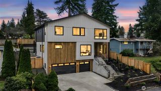 14 158th Place NE, Bellevue, WA 98008