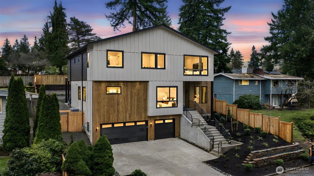 14 158th Place NE, Bellevue, WA 98008