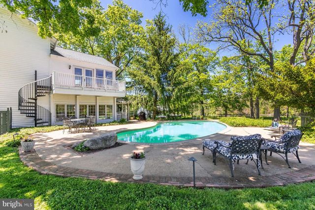 293 LURGAN RD, New Hope, PA 18938