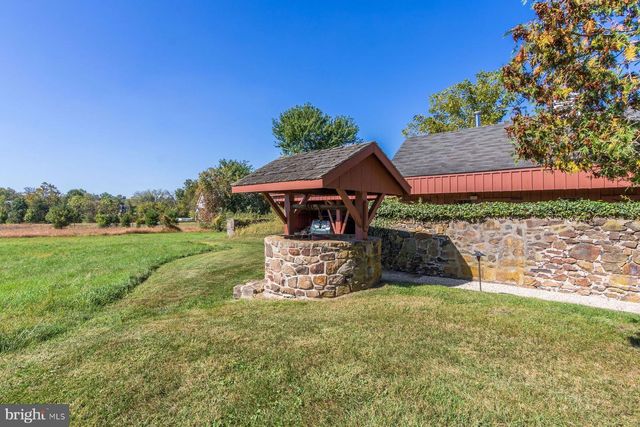 293 LURGAN RD, New Hope, PA 18938