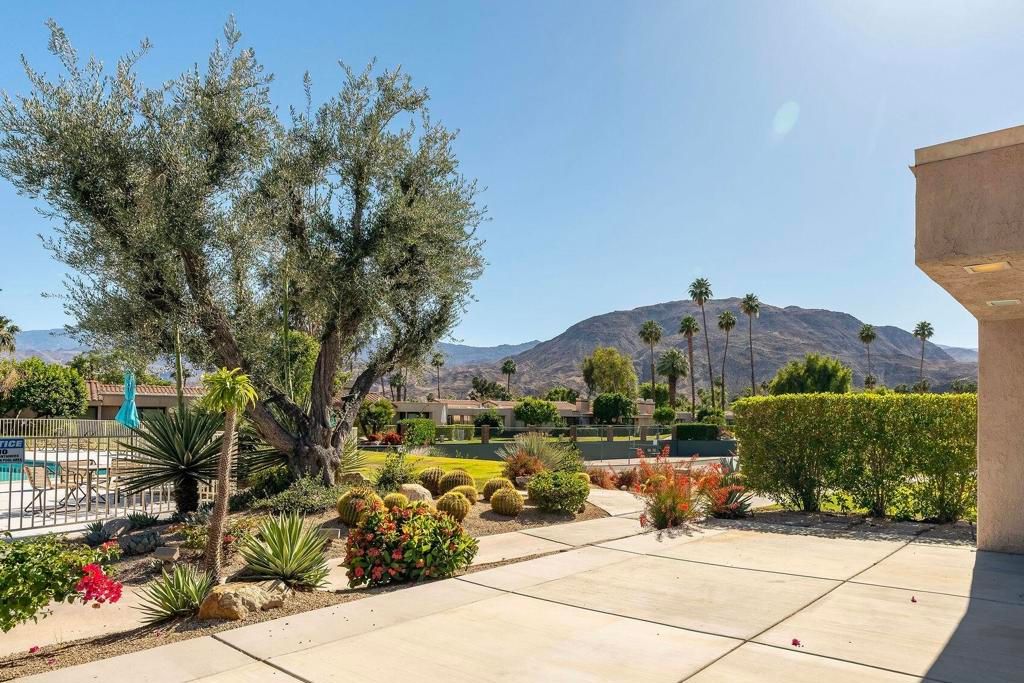 Image 1 of property listing at 72806 Fleetwood Circle, Palm Desert, CA 92260