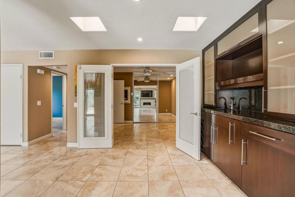 Image 14 of property listing at 72806 Fleetwood Circle, Palm Desert, CA 92260