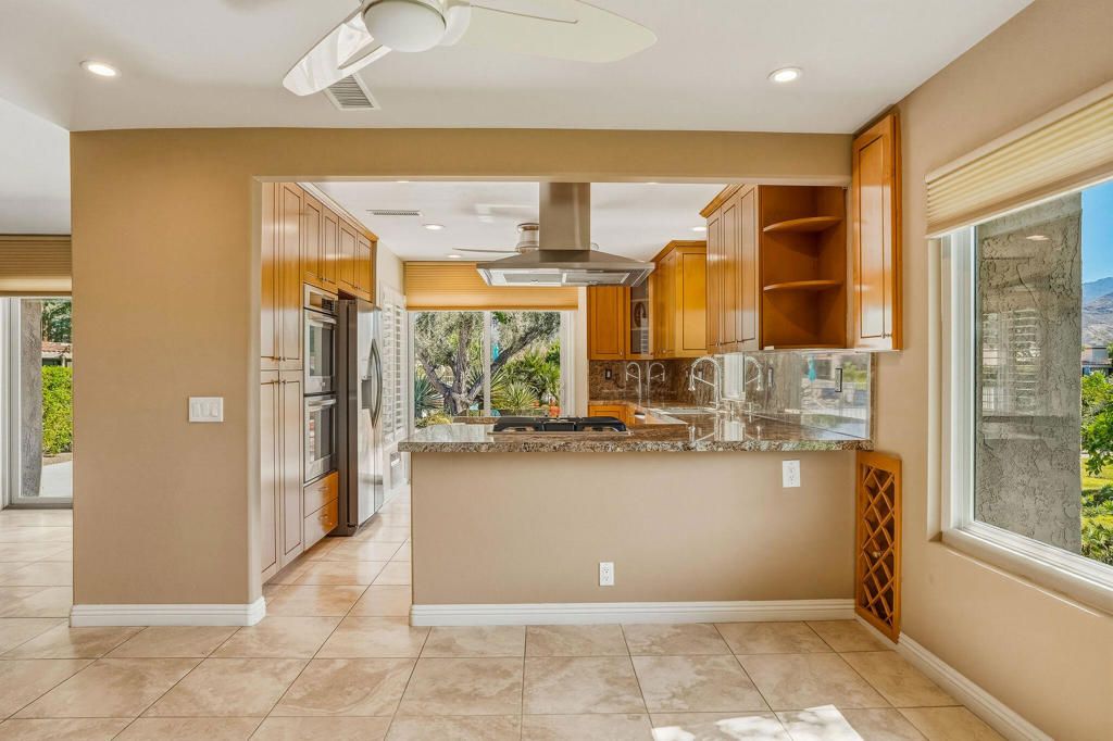 Image 5 of property listing at 72806 Fleetwood Circle, Palm Desert, CA 92260