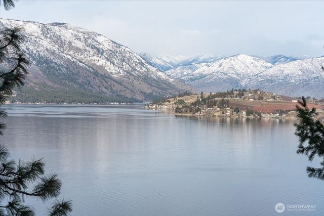 7365 Ridgeview Drive, Chelan, WA 98816