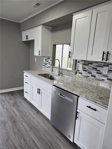 1425 Woodbridge TRL, Virginia Beach, VA 23453