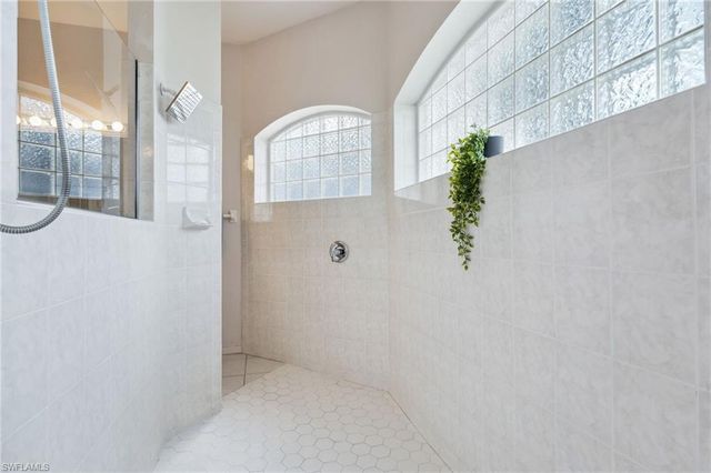 5413 SW 25th PL, Cape Coral, FL 33914